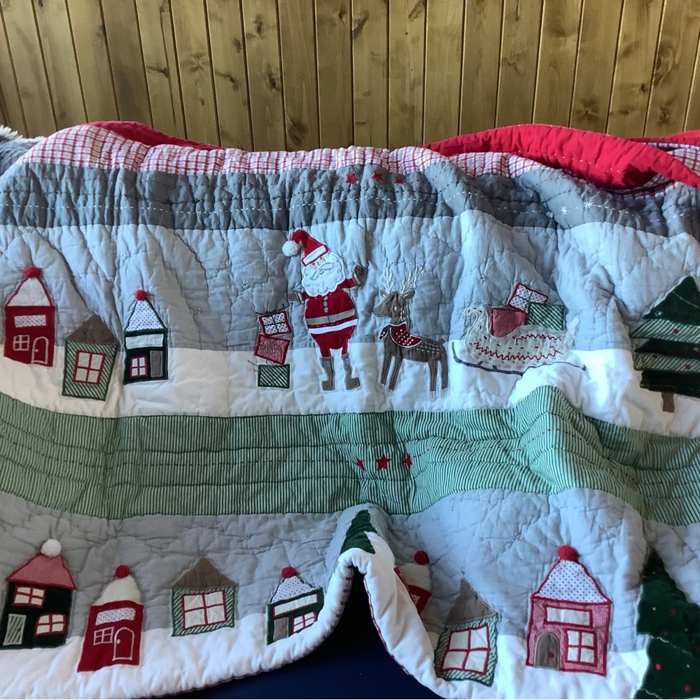Queen size comforter
